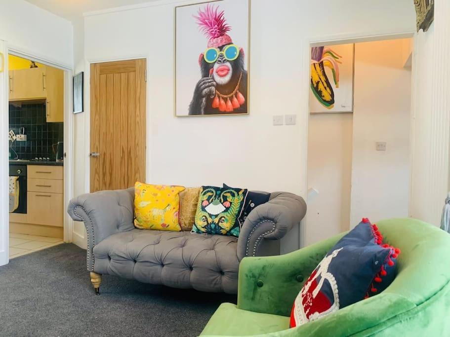 הייסטינגס Funky 2 Bedroom Apartment In Town Centre מראה חיצוני תמונה
